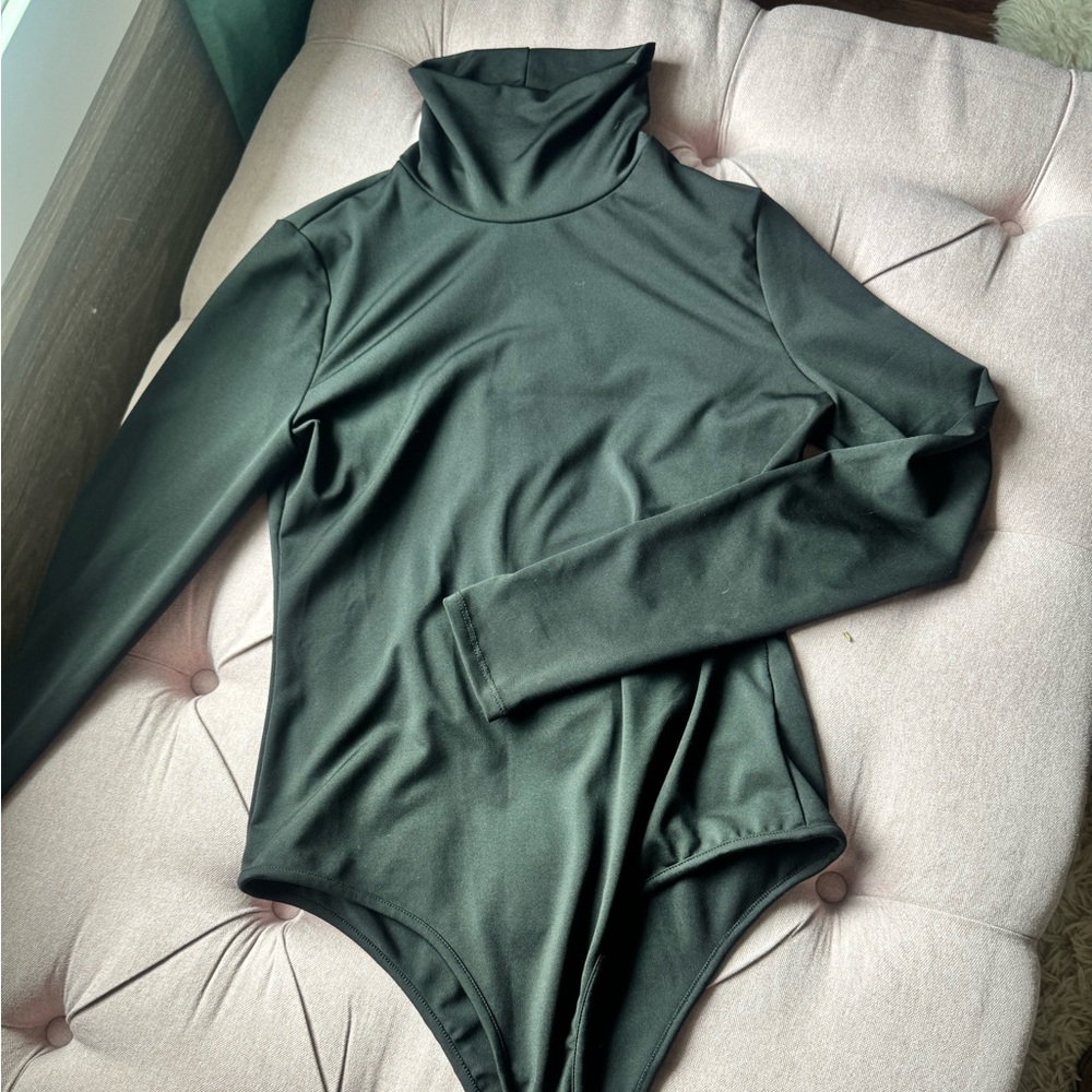 SHEIN Turtleneck Body Suit